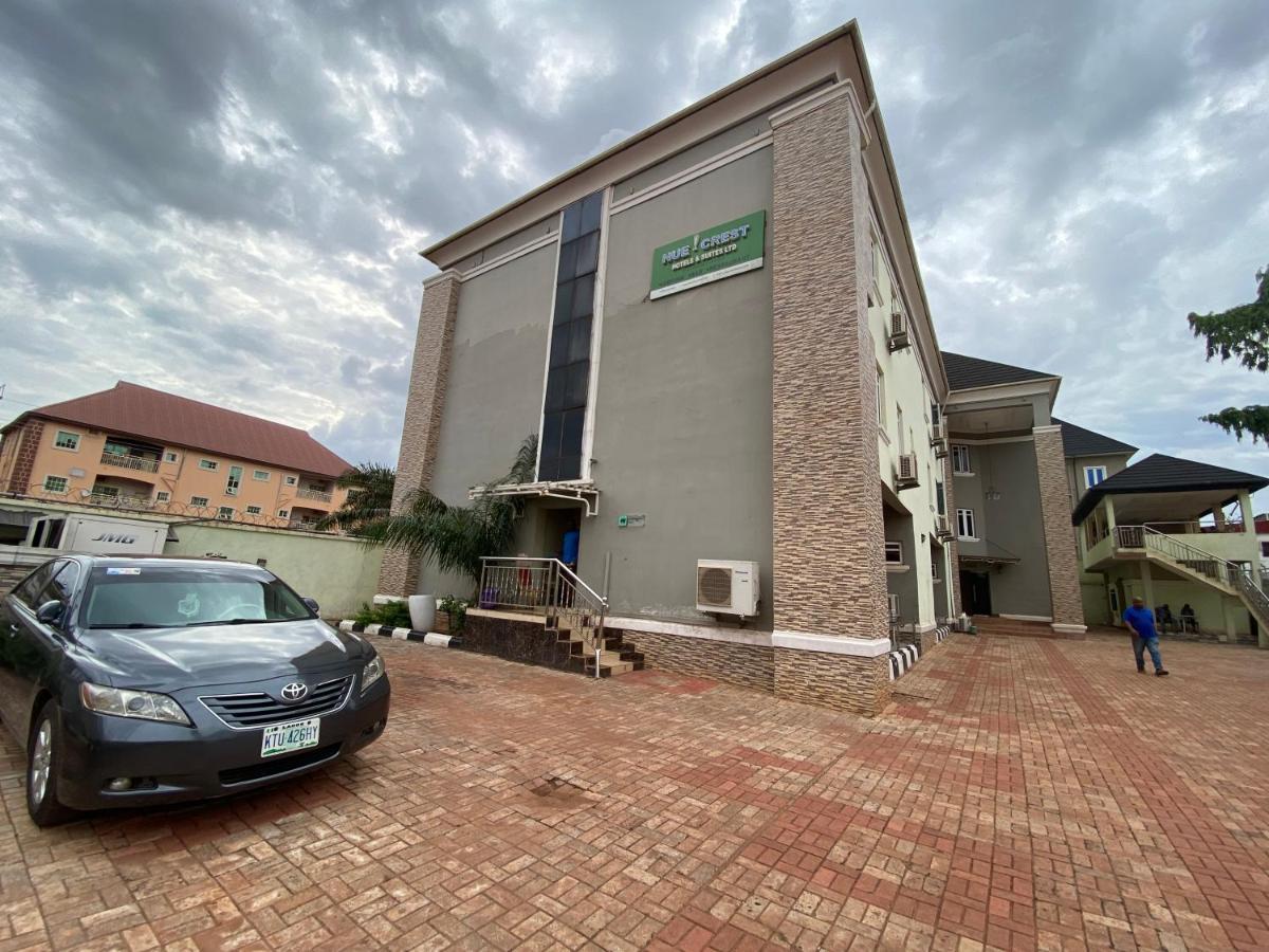 Nue-Crest Hotels & Suites Enugu Bagian luar foto