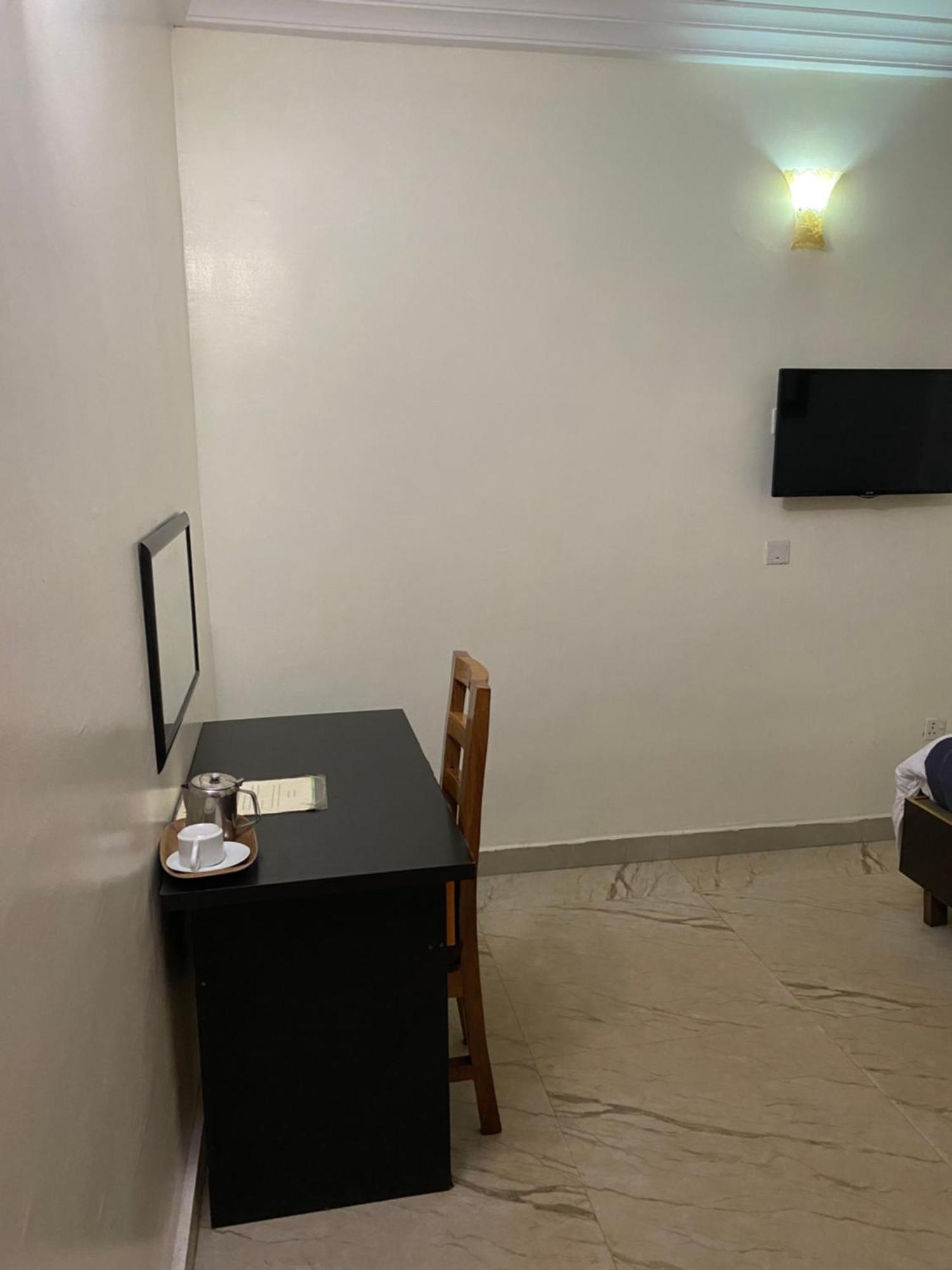 Nue-Crest Hotels & Suites Enugu Ruang foto